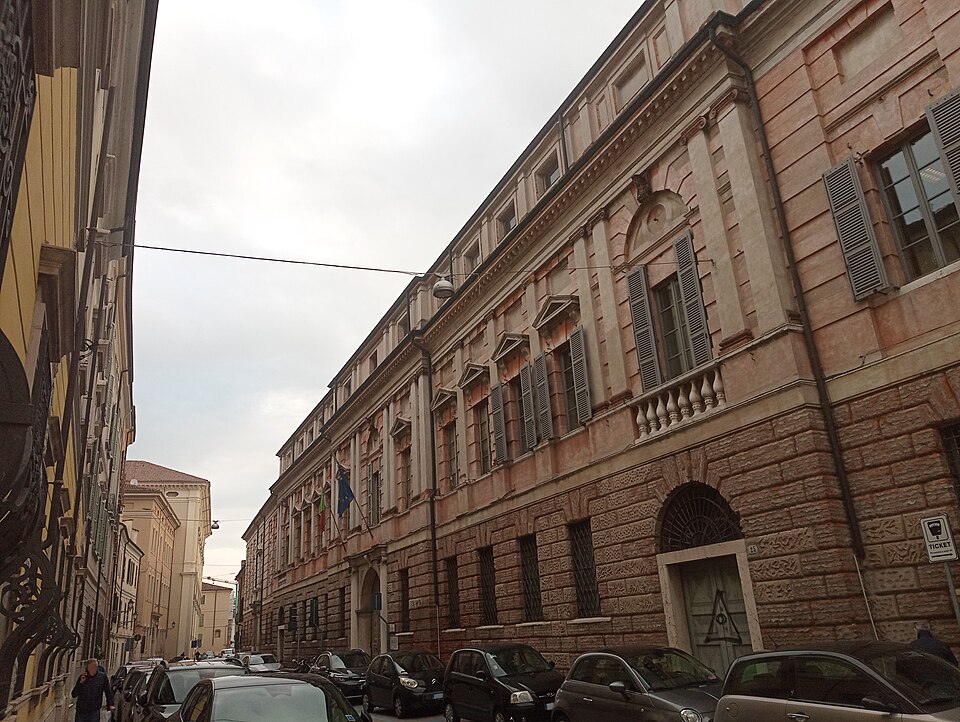 Palazzo del Carmine
