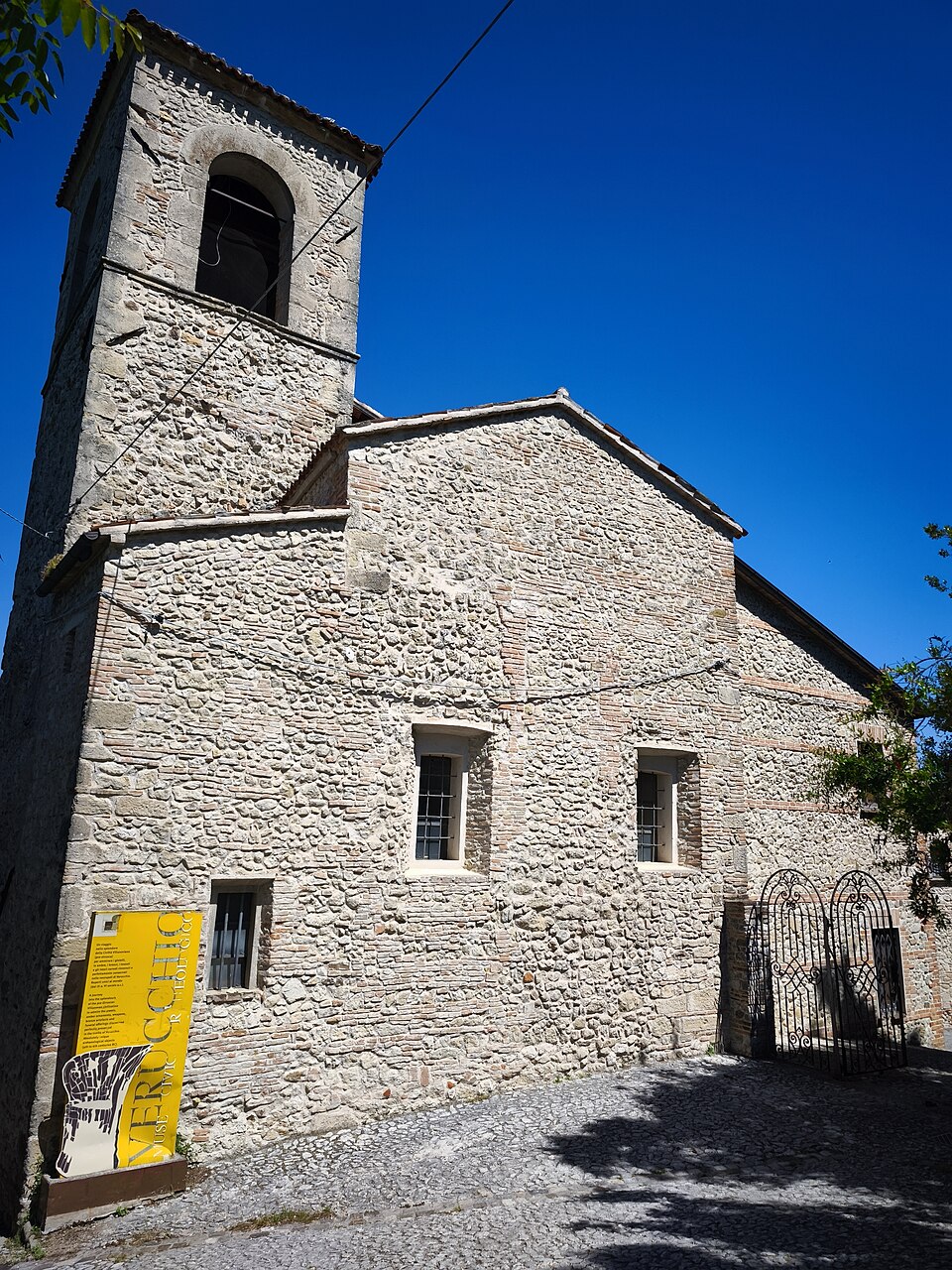 monastero di Sant'Agostino sede del Museo civico archeologico
