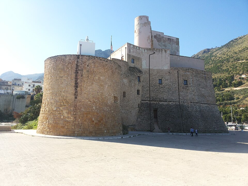 Castello a Mare