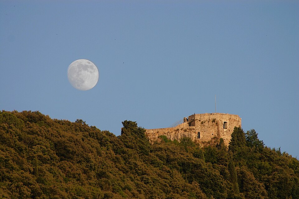 Castello Aghinolfi