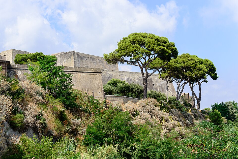 Castello Aragonese di Baia