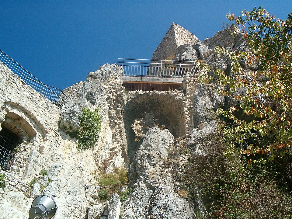 Castel Corno
