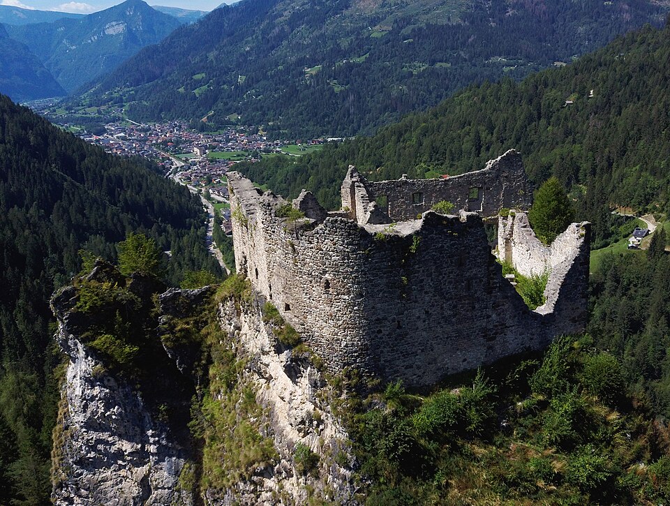 Castel di Pietra