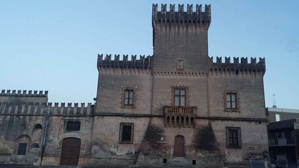 Castello Conti D'Ayala Valva