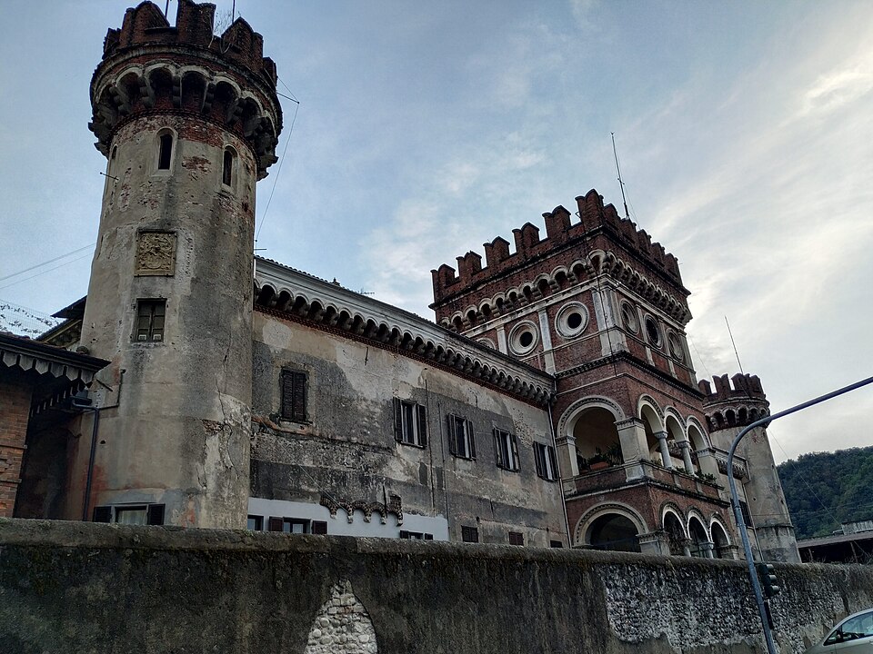 Castello degli Avondo