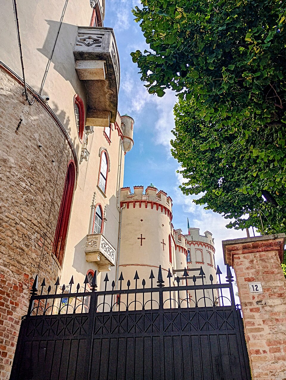 Castello di Costigliole d'Asti