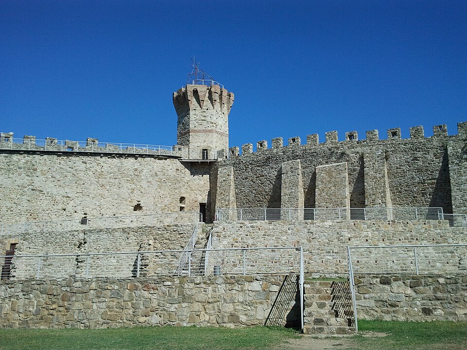 Castello di Isola Polvese