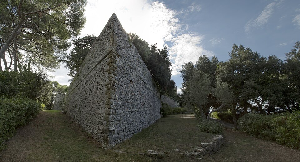 Castello di Montalera