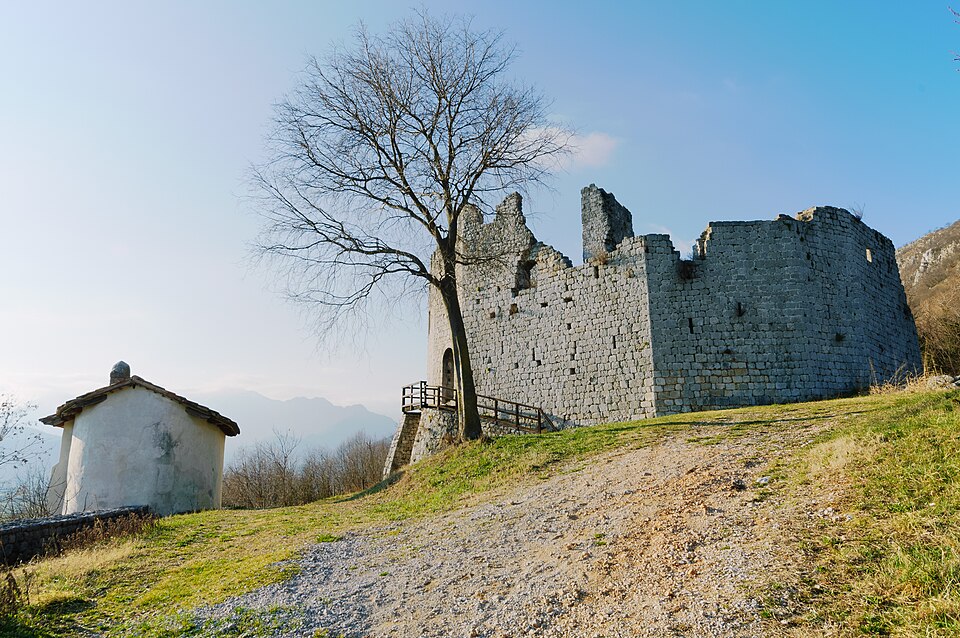 Castello di Toppo