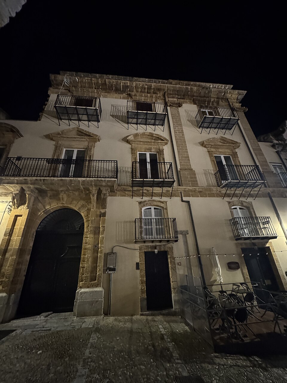 Palazzo Legambi