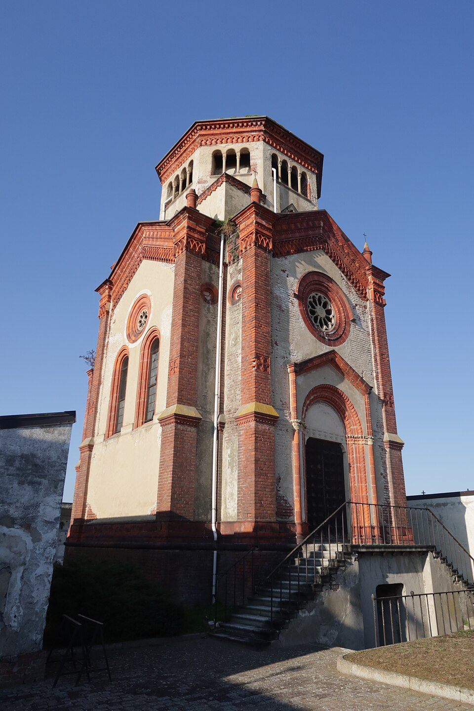 chiesa al Cimitero