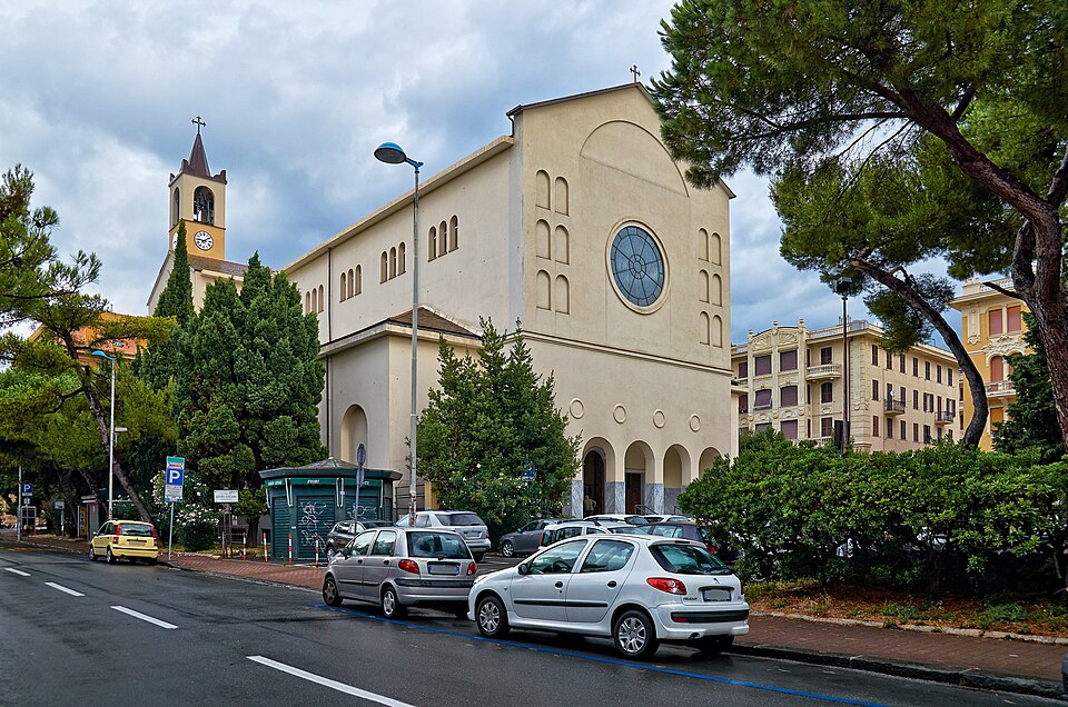 chiesa dei Santi Pietro e Teresa del Bambin Gesù