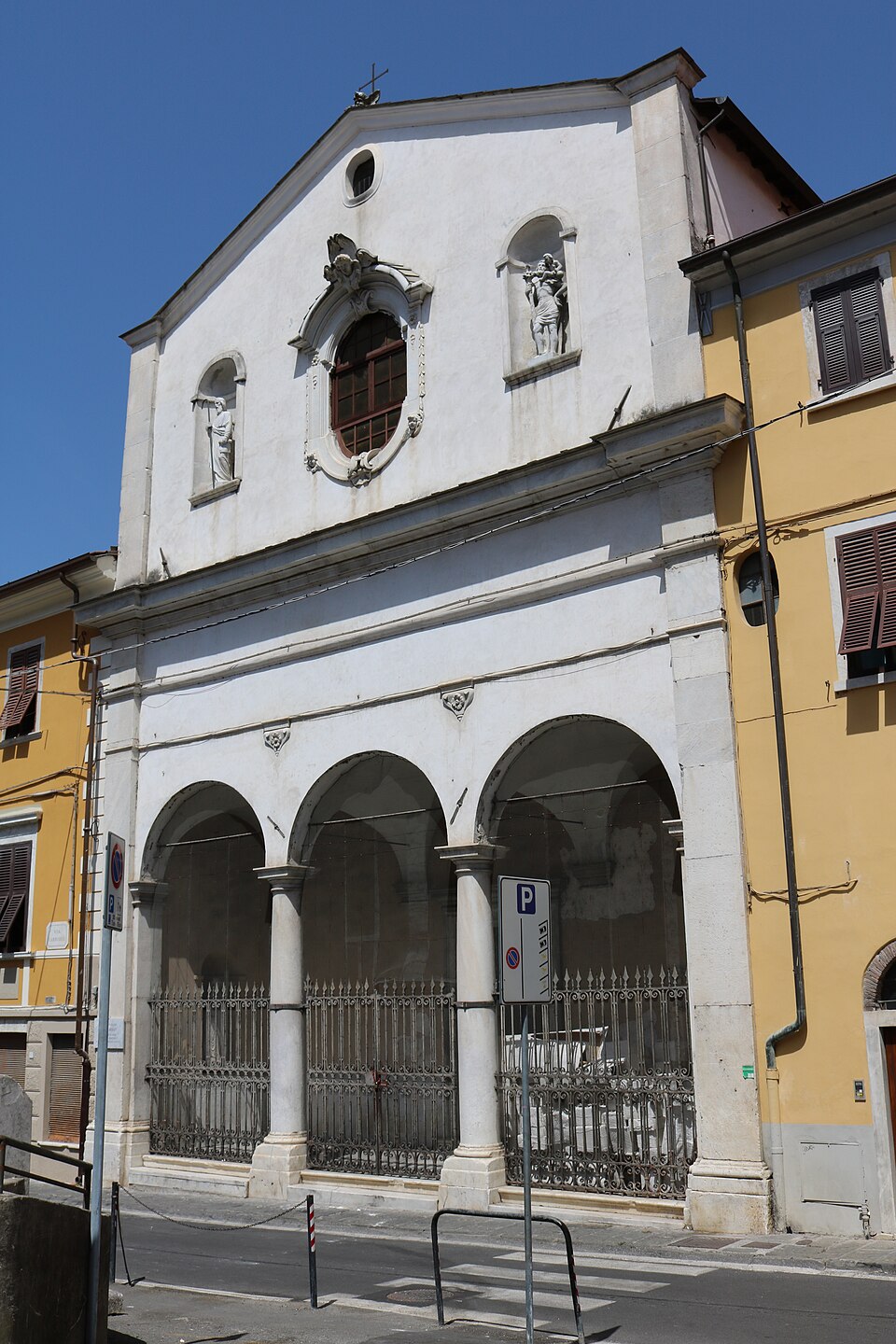 chiesa della Madonna delle Lacrime