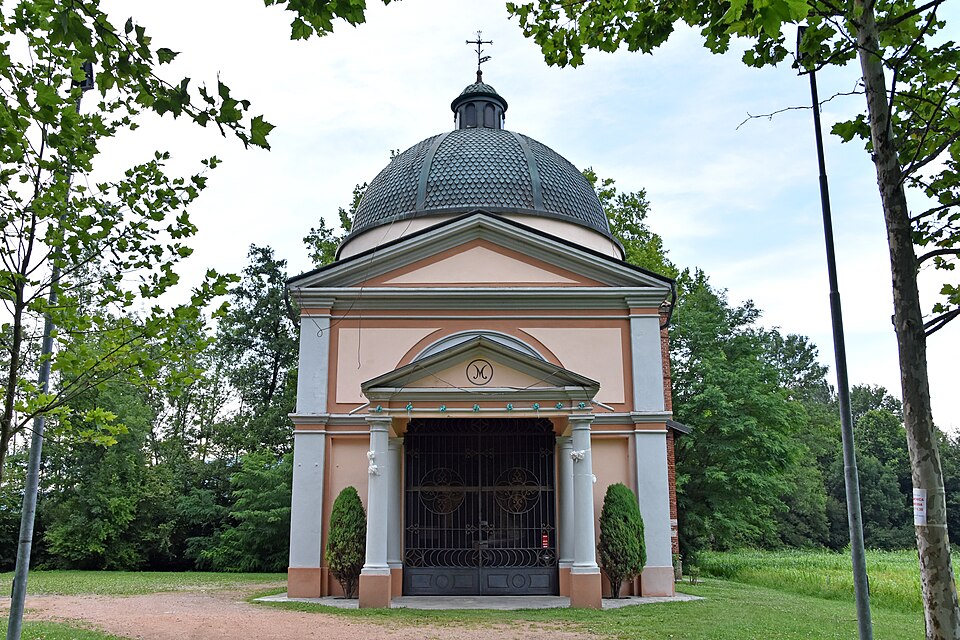 chiesa della Madonnina del Lago