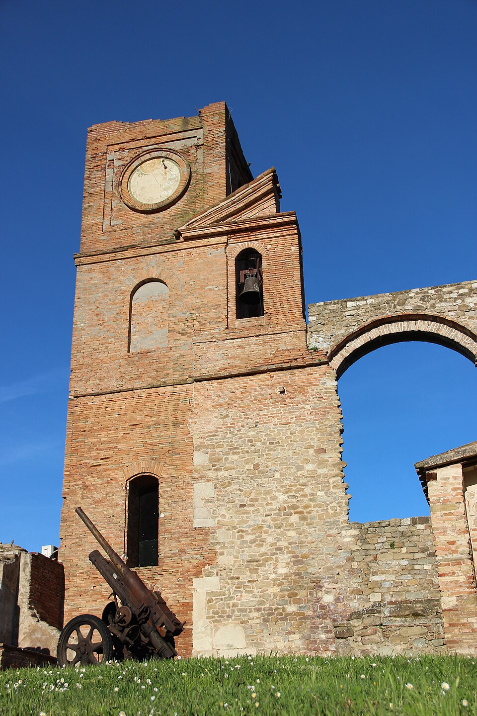 chiesa della Pace e Museo della Linea Gotica