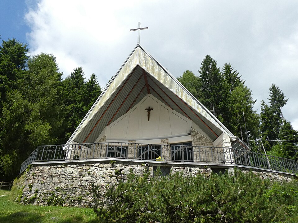 chiesa della Regina della Pace