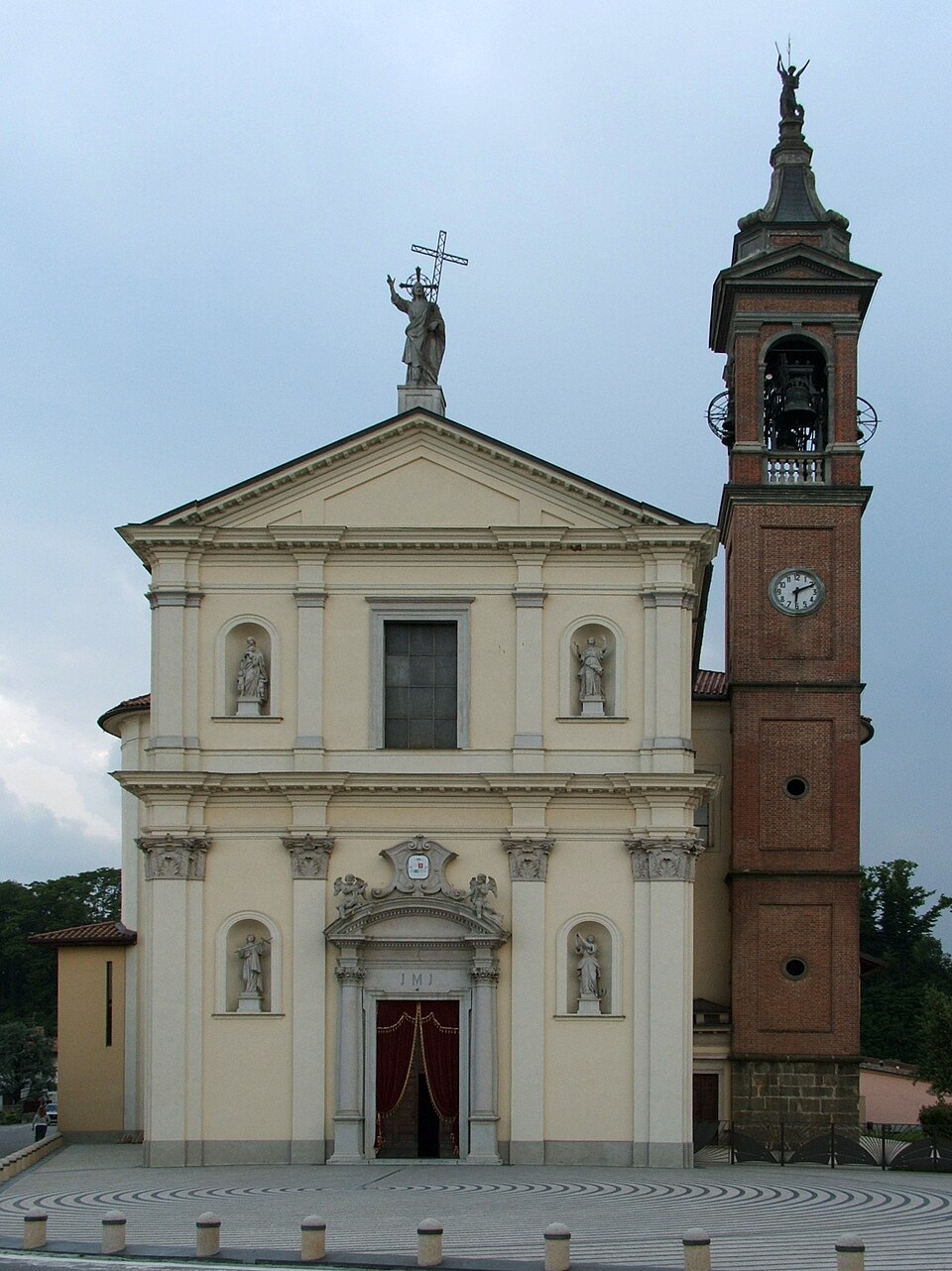 chiesa della Sacra Famiglia