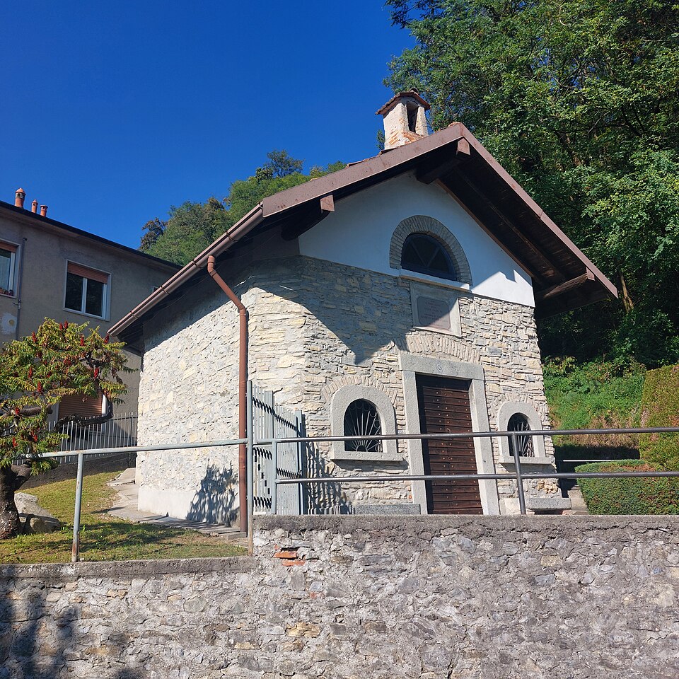 chiesa della Sacra Famiglia