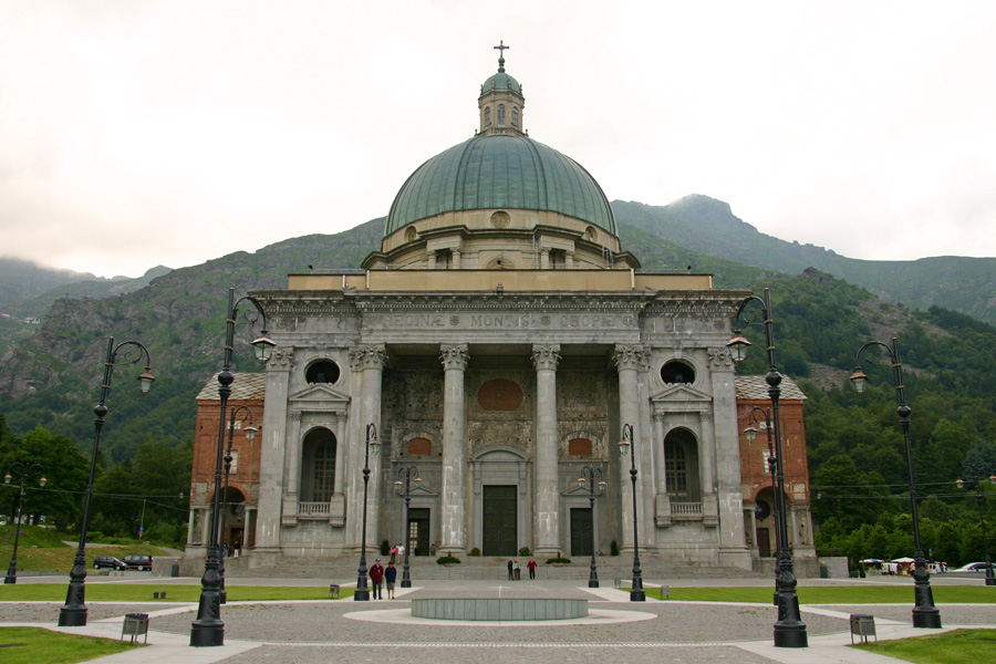 chiesa di Santa Maria in Monte nuova di Oropa