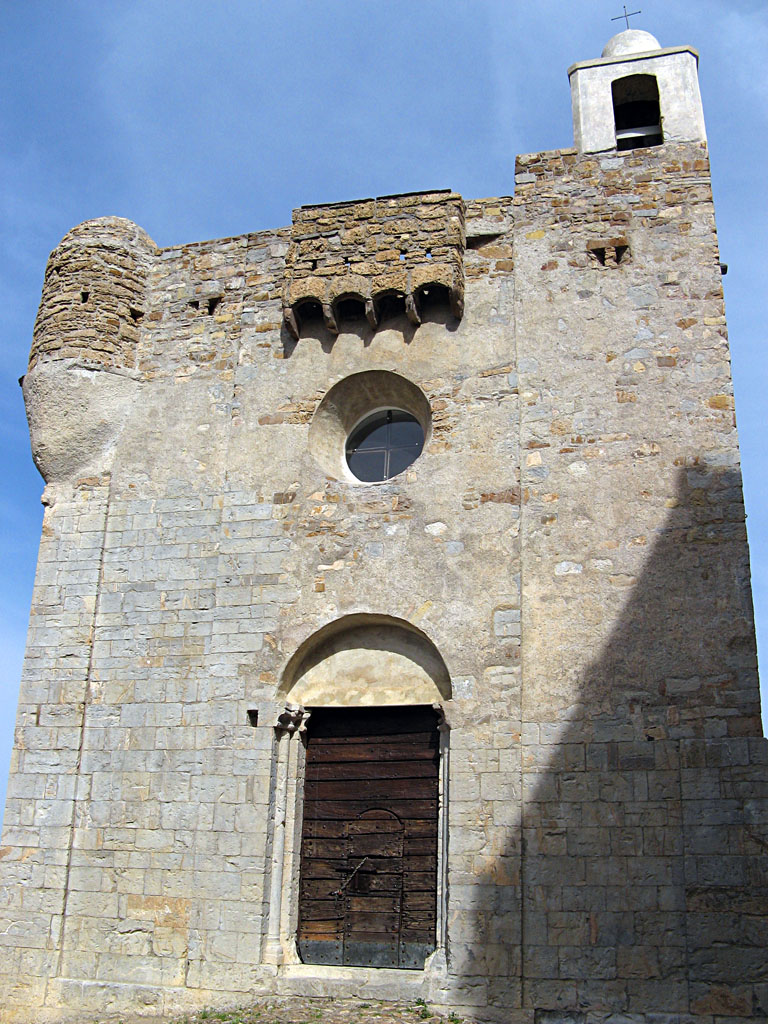 chiesa-fortezza di San Pietro