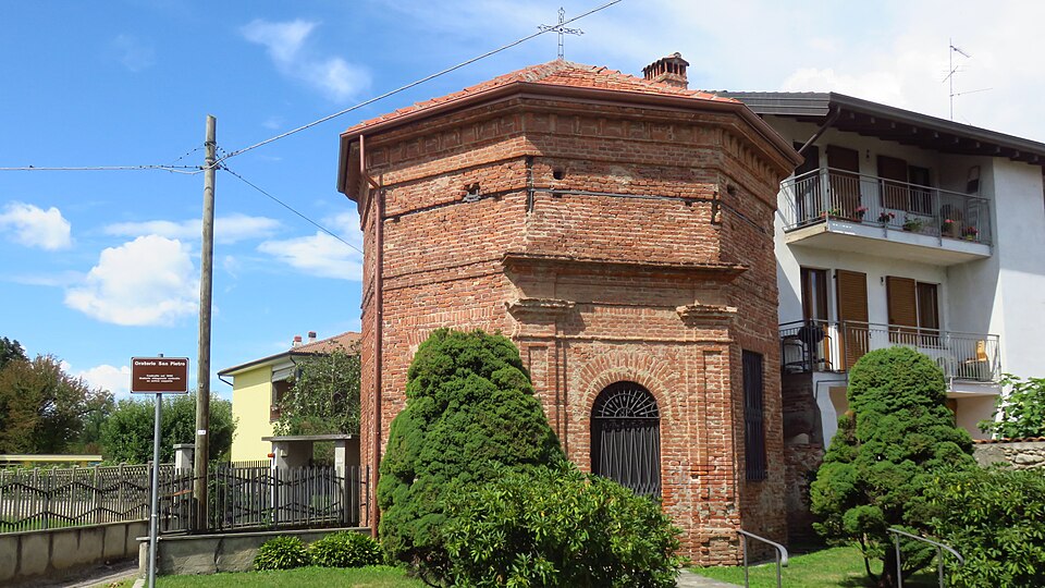 Oratorio di San Pietro (Suno)