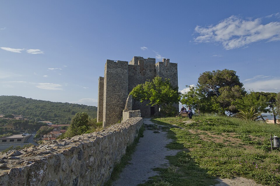 Faro di Talamone