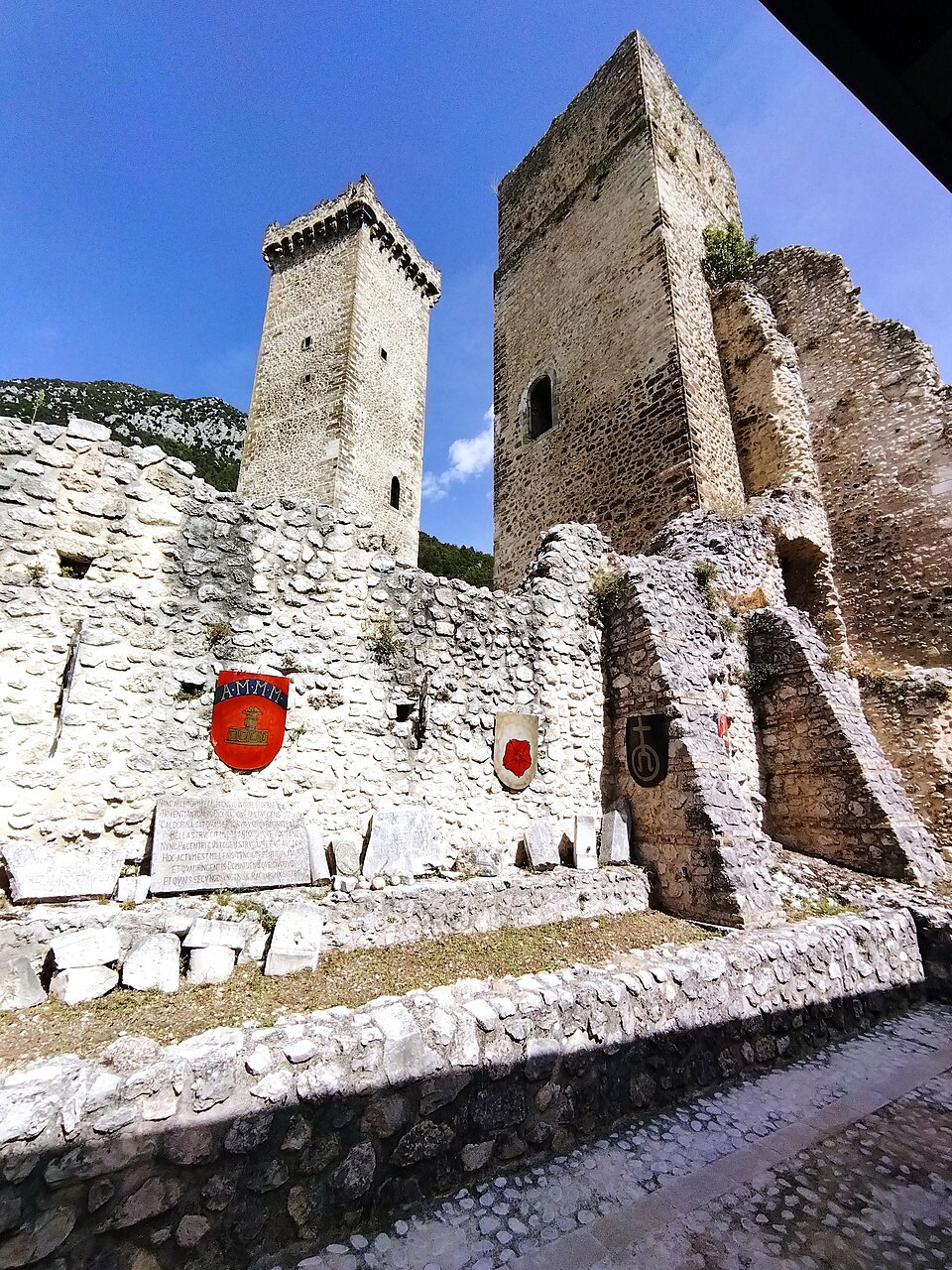 Castello Due Torri