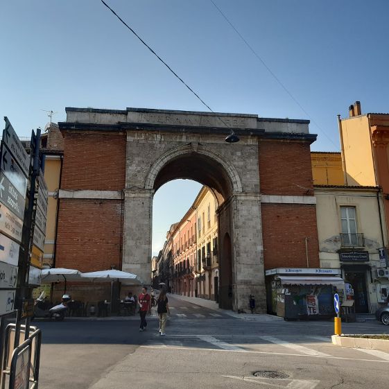 Porta Reale