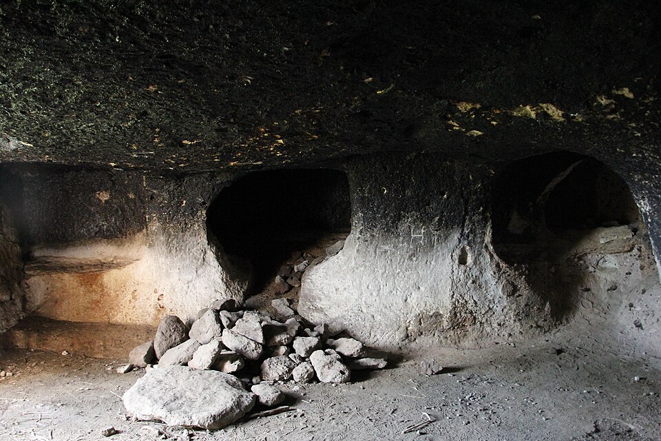 Necropoli di Santu Pedru