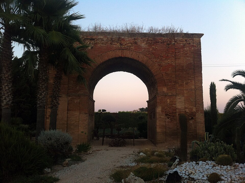 Arco di Traiano