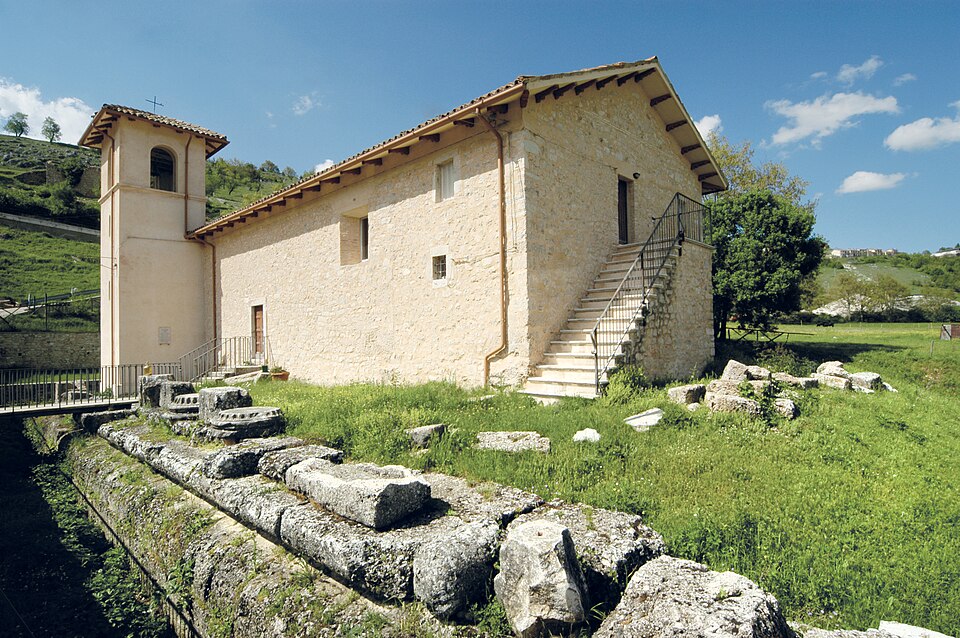 Tempio romano di Villa San Silvestro