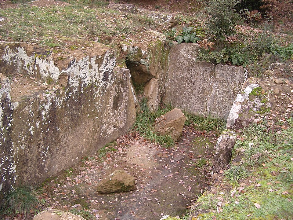 Tomba di Mezzavia