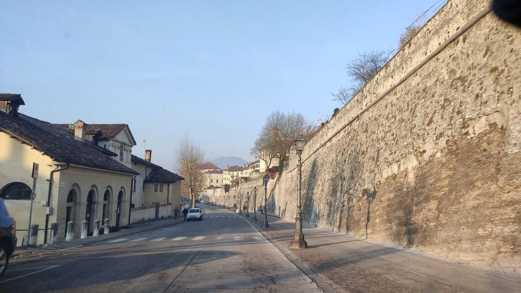 Botteghe ed edifici romani e tardoantichi (Feltre)