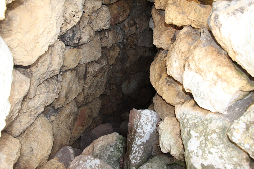 Nuraghe Corvos