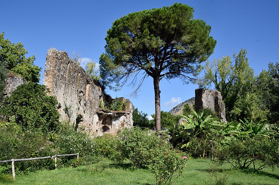 ruderi cisterna