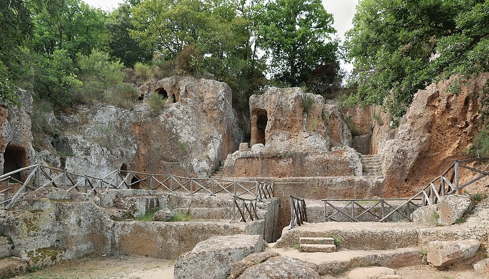 Tomba I