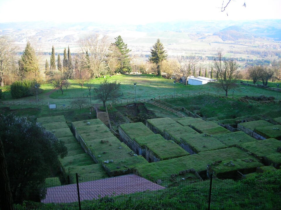 Necropoli del Crocifisso del Tufo