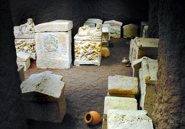 Tomba Etrusca dei Cai Cutu
