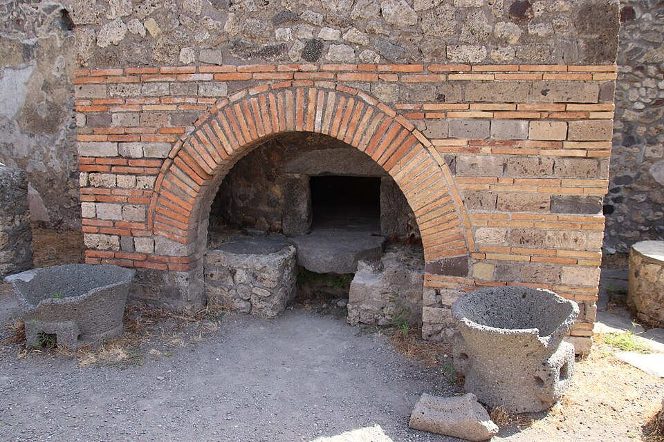 Pistrinum or Bakery of T. Terentius Proculus (IX.3.12)