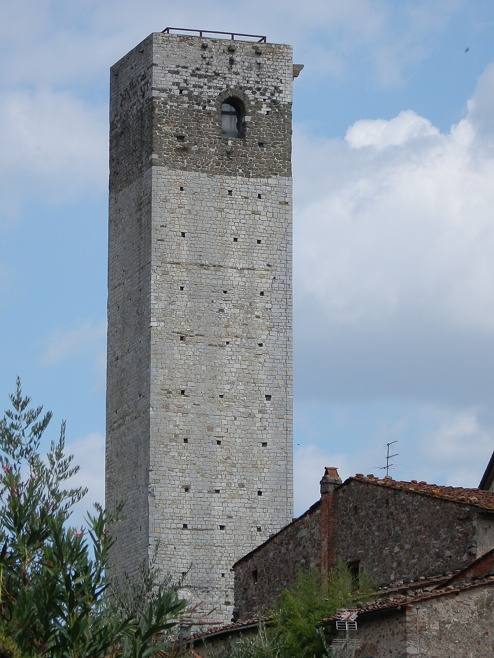 Torre longobarda