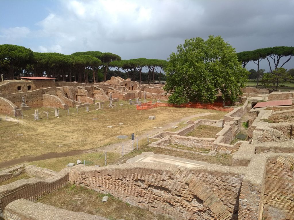 Palestra delle terme (RE G. II. INS IV.)