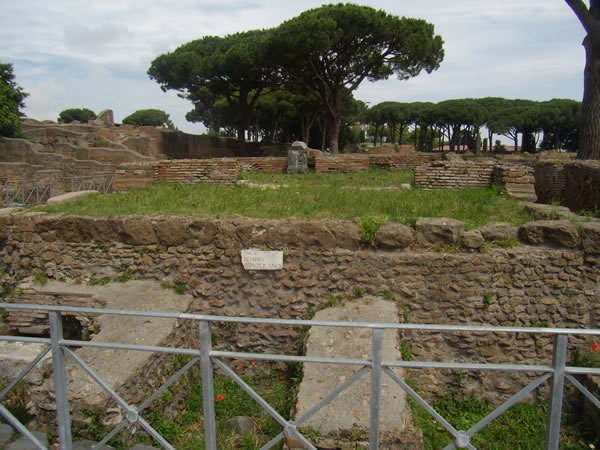 Tempietto repubblicano (II,IX,4)