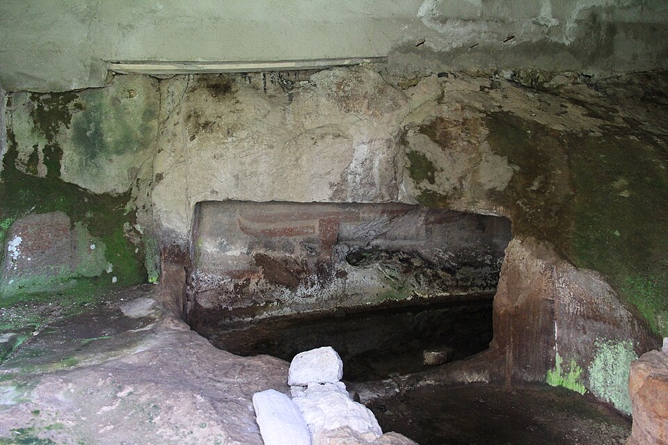 Necropoli di Mandra Antine