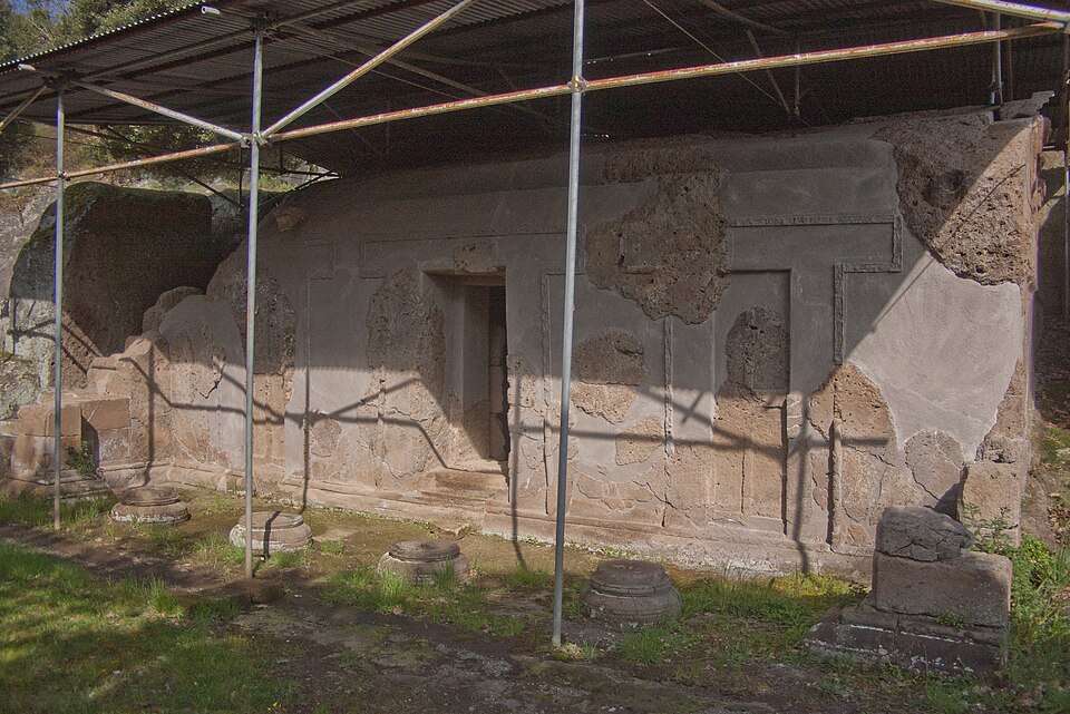 Necropoli di Pian di Mola
