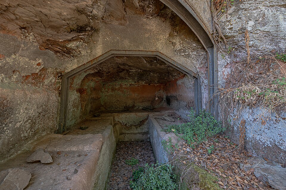 Necropoli Madonna dell'Olivo