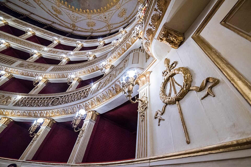Teatro Piccinni