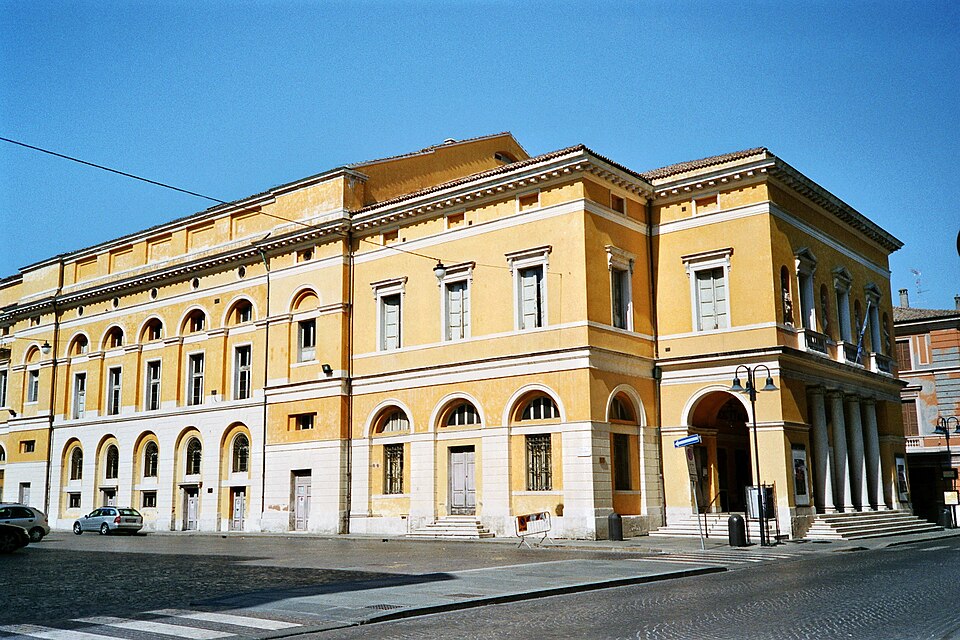 Teatro comunale Dante Alighieri