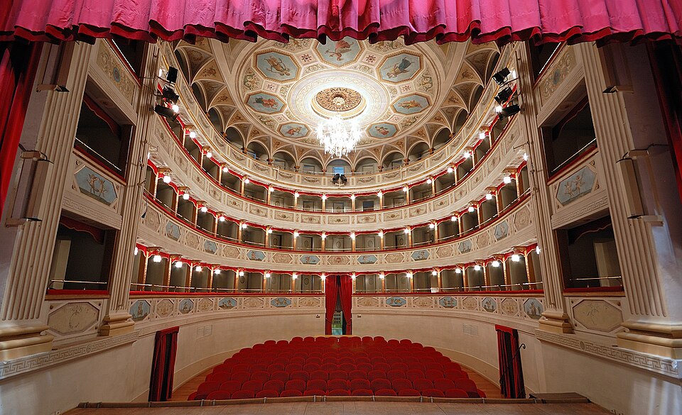 Teatro comunale Feronia