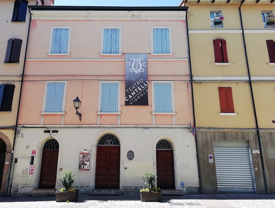 Teatro Cantelli